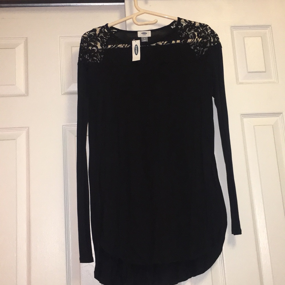 Lace shoulders blouse